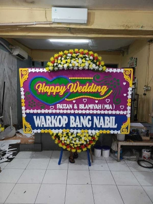 Papan Bunga di Kota Tua